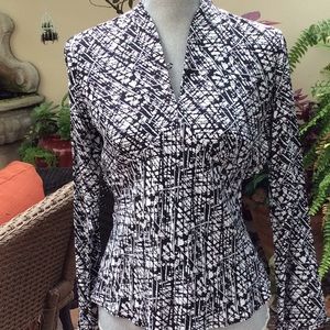 Silk Alfani black and white blouse